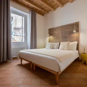 2* בית הארחה Casa Modelli